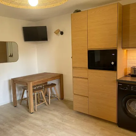 Wifi Parking, Tennis, Piscine Au Mileu Des Golfs De Valescure Saint-Raphael (Var)