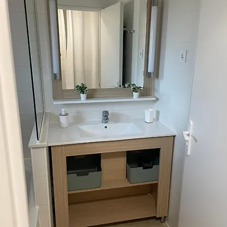 Wifi Parking, Tennis, Piscine Au Mileu Des Golfs De Valescure